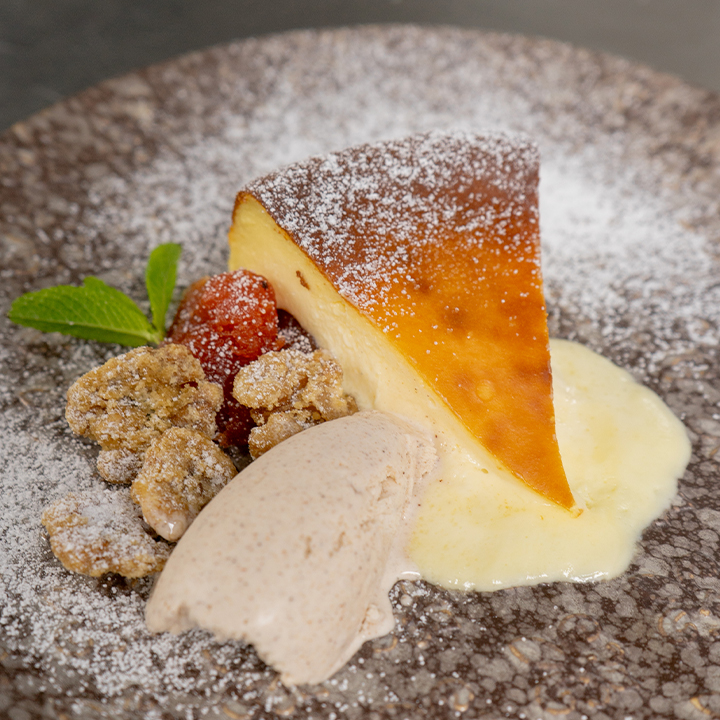 TARTA DE QUESO ALBERT ADRIÀ, membrillo y nueces
